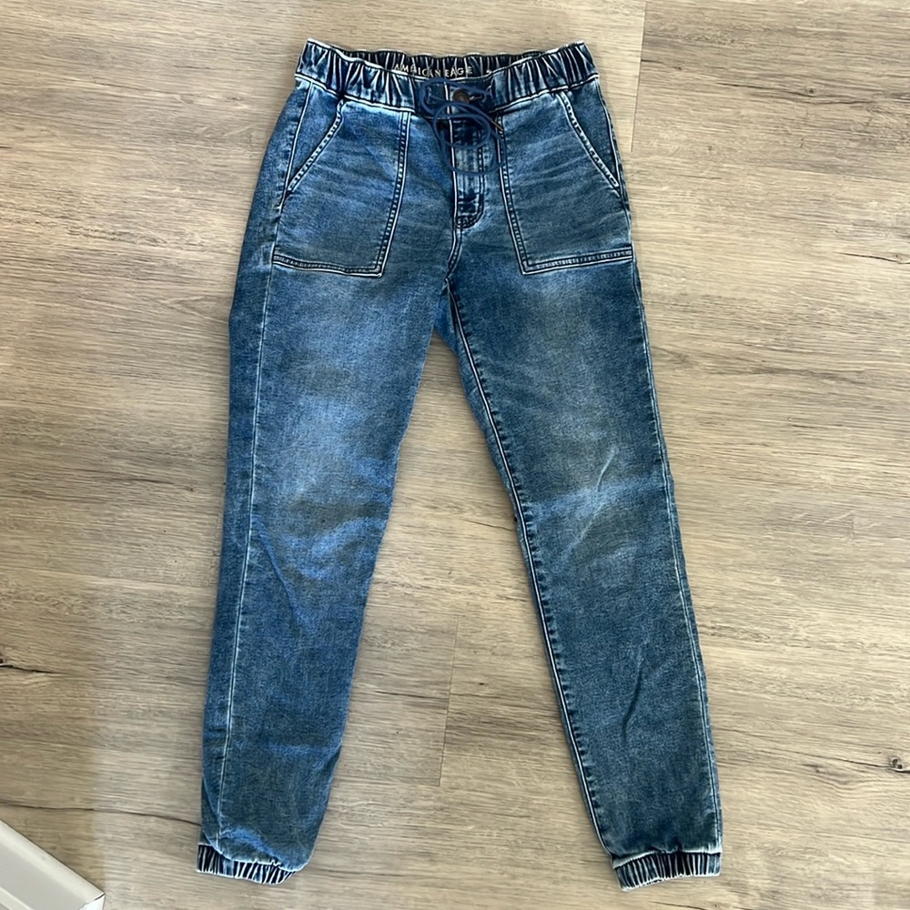 American Eagle Elastic Waist Dark Wash Jogger Jeans Size 4